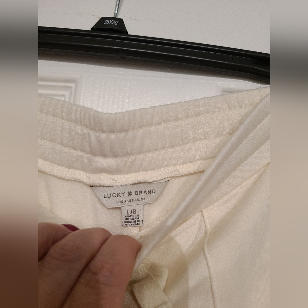 NWT Lucky Brand Wide Leg Joggers Size Large - Picture 3 of 4